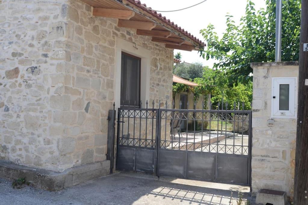 Holiday home εξοχικό ολυμπίας κοντά στη γόρτυνα Mitropolis (Crete)